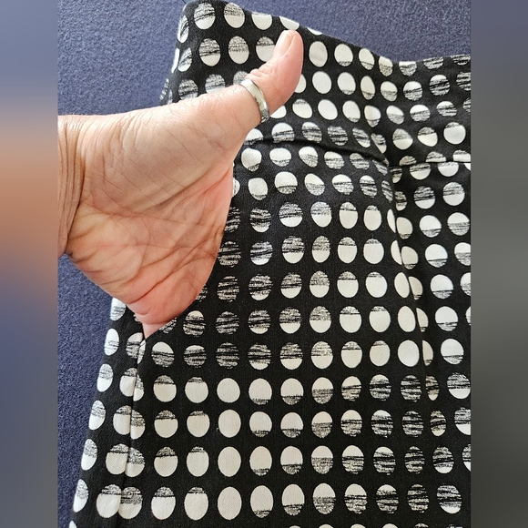 Skirts (2) with built in shorts - Picture 8 of 10